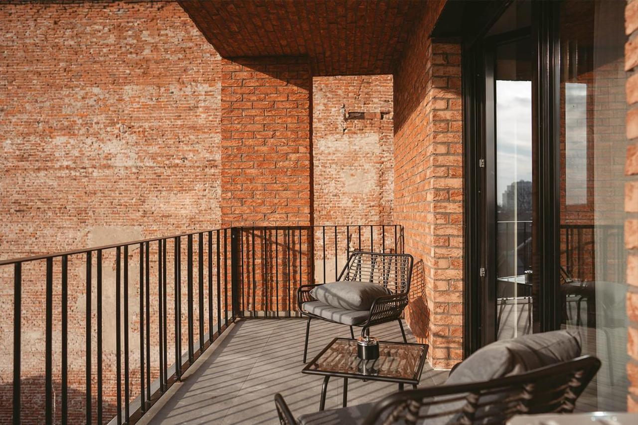 26Bricks Luxury Suites Oradea Exterior photo