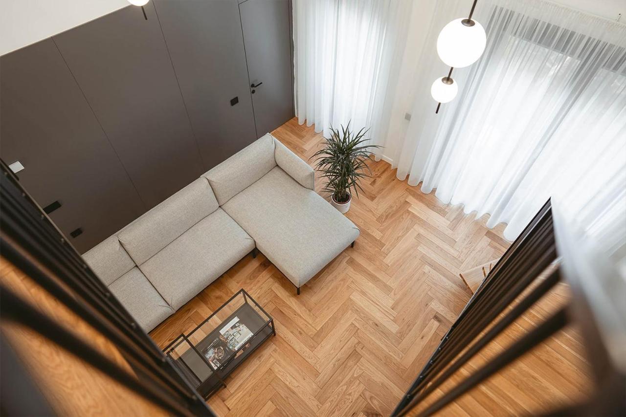 26Bricks Luxury Suites Oradea Exterior photo